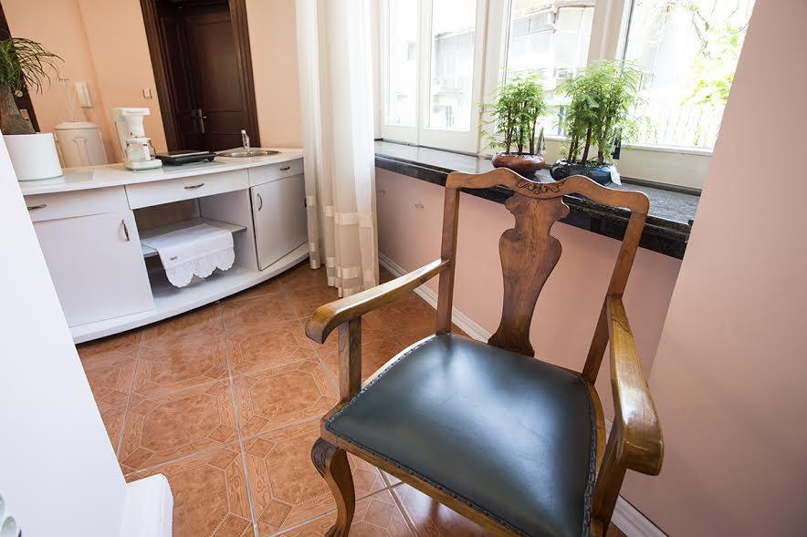 Luna Apartment Νόβι Σαντ Εξωτερικό φωτογραφία